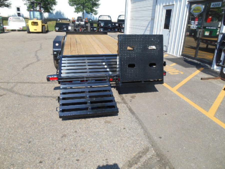 Trailer World: 20' EQUIPMENT TRAILER - 7K TANDEM AXLES - MEGA RAMPS
