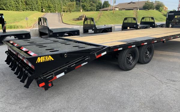 Big Tex 14GN 14,000#,TA,GN,(8 1/2 x 20 +5 Black,5DT with 2-MegaRamps